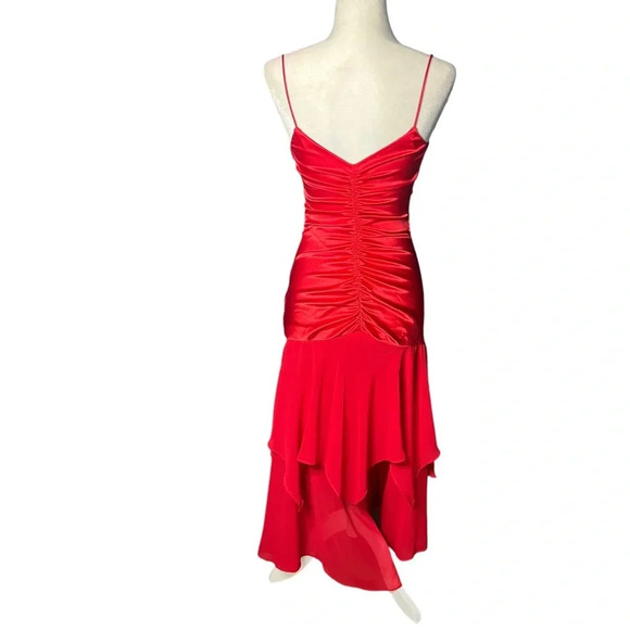 Vintage Red Drop-Waist Satin 3/4 - Picture 4 of 6